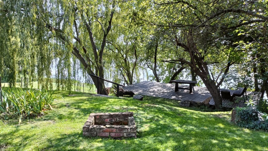 4 Bedroom Property for Sale in Viljoenskroon Rural Free State